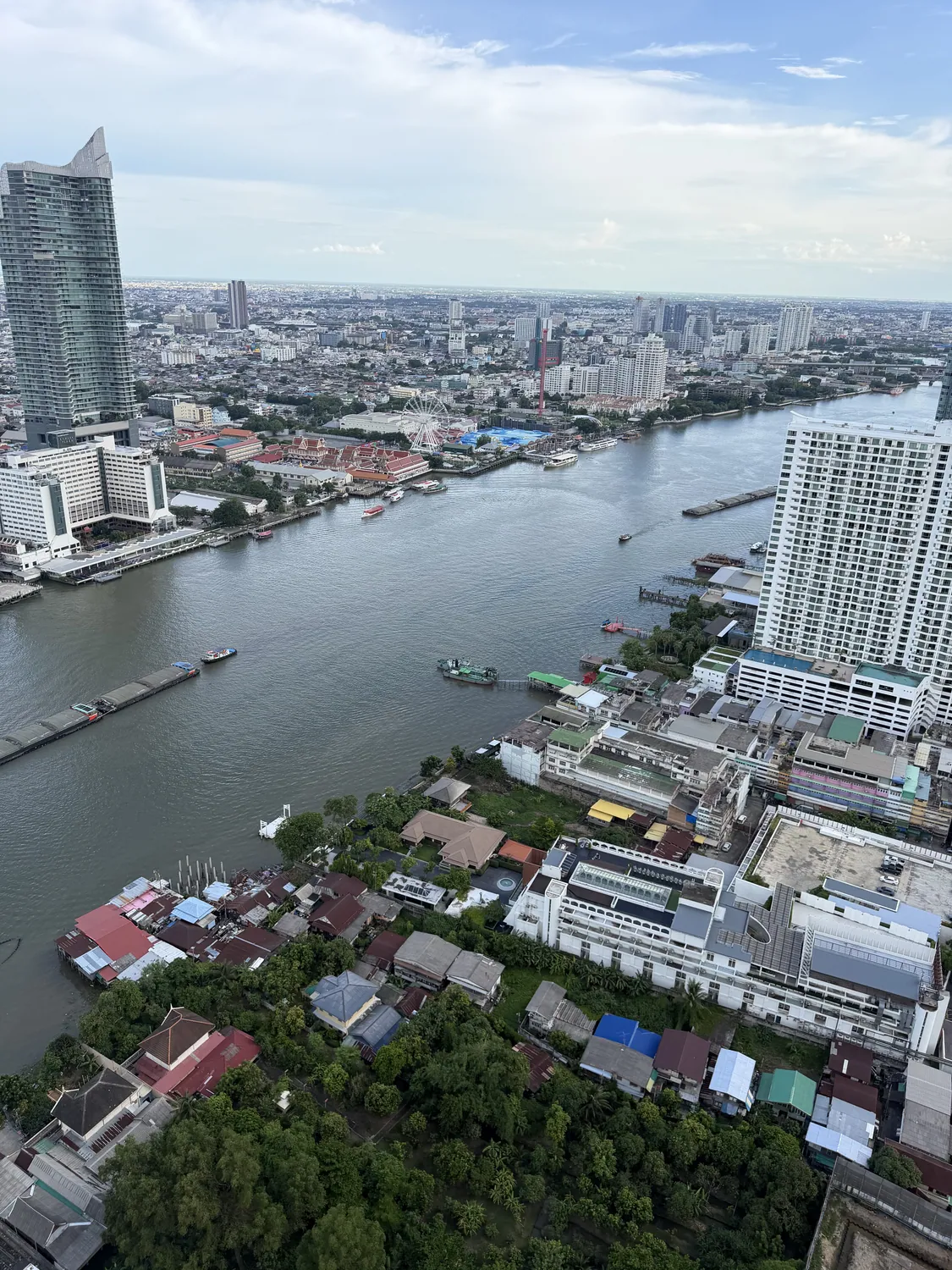Chapter Charoennakhon-Riverside