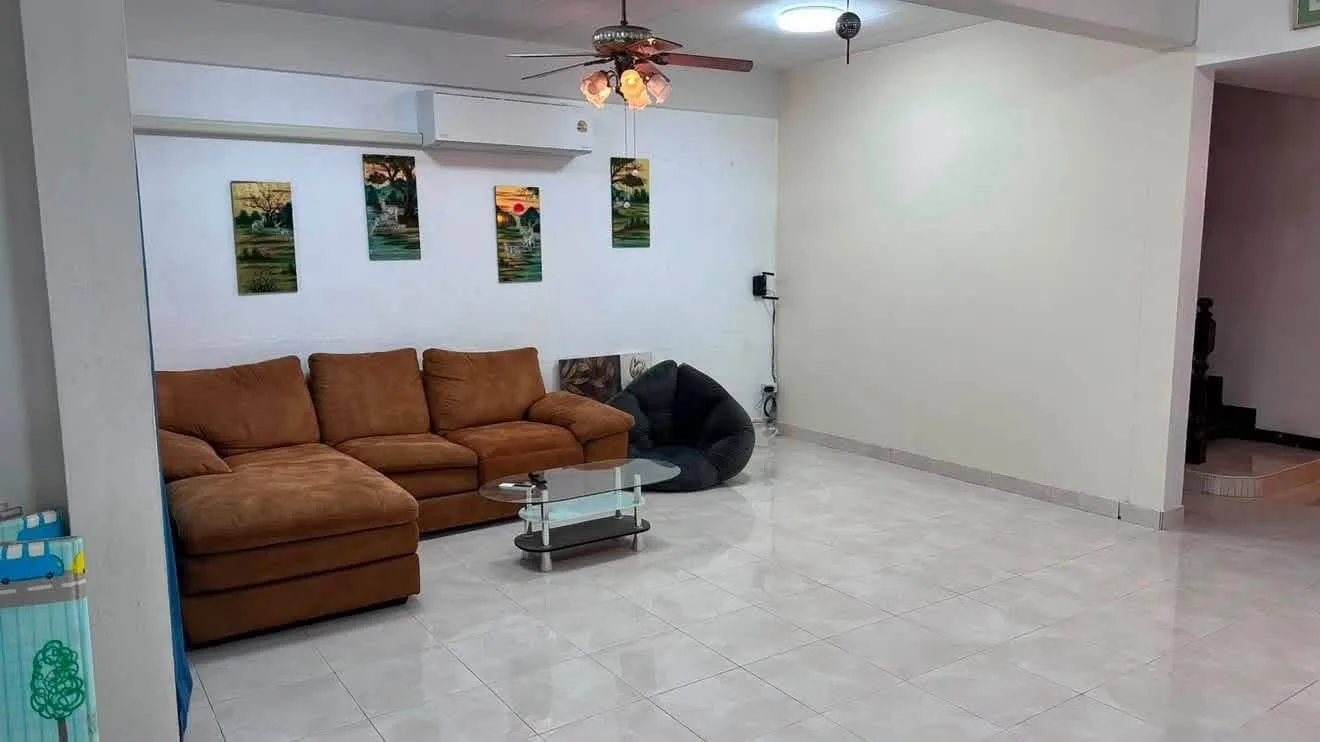 Pet Friendly Townhouse - Punnawithi