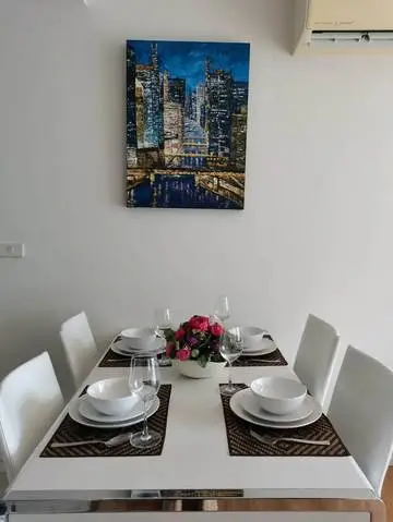 15 Sukhumvit Residences