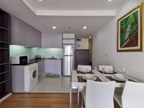15 Sukhumvit Residences