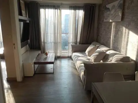 15 Sukhumvit Residences