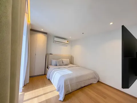 Asoke Place: Bedroom