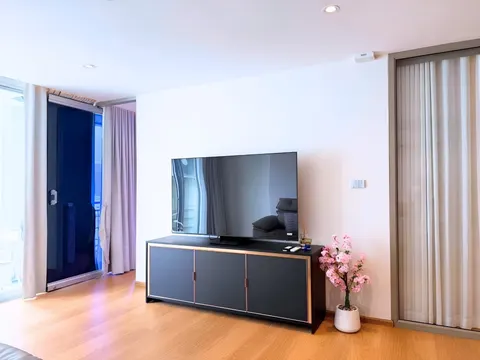 Asoke Place: Living Room