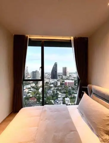 Beatniq Sukhumvit 32: Main Photo
