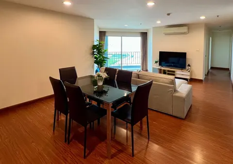 Belle Grand Rama 9