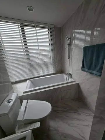 COCO PARC: Bathroom