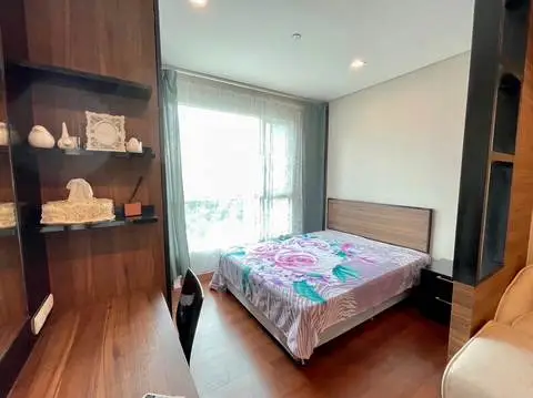 Ivy Thonglor