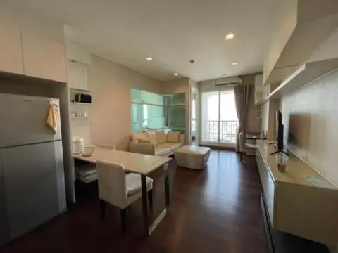 Ivy Thonglor