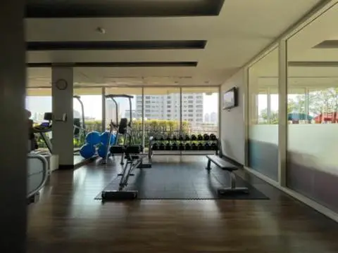 Ivy Thonglor