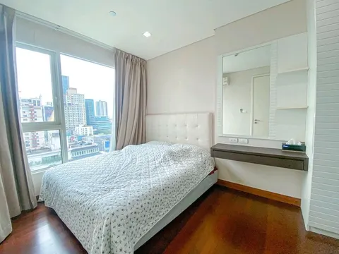 Ivy Thonglor