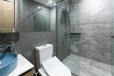 KAWA HAUS: Bathroom