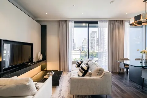LAVIQ Sukhumvit 57