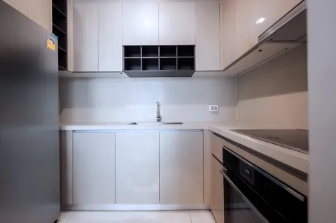 LAVIQ Sukhumvit 57: Kitchen