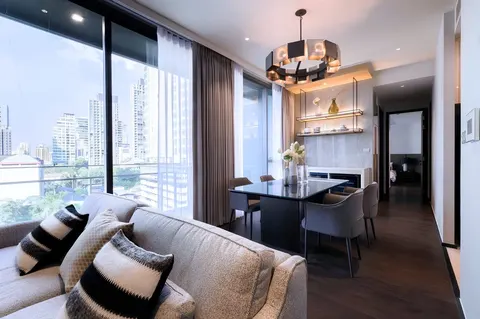 LAVIQ Sukhumvit 57: Living Room