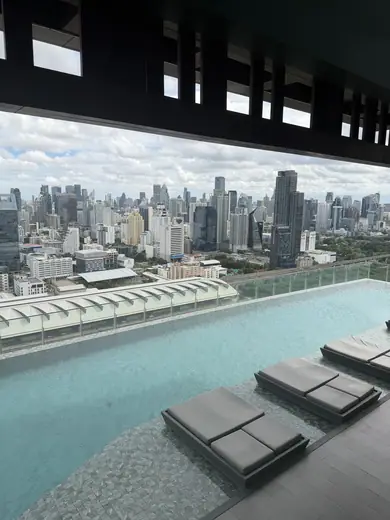 Life Asoke Hype: Swimming Pool