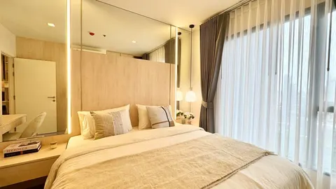 Life Asoke Rama 9: Bedroom