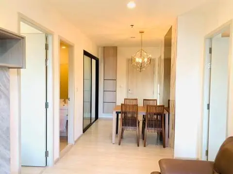 Life Asoke Rama 9