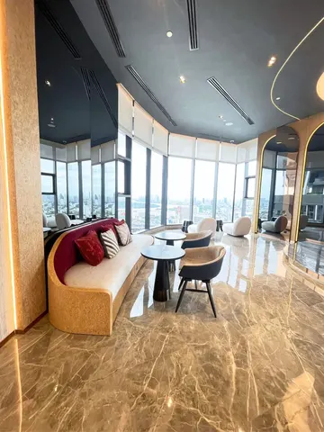 Life Rama 4-Asoke: Lobby