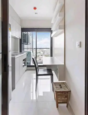 Life Sukhumvit 48