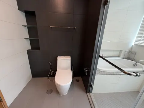 Millennium Residence @ Sukhumvit: Bathroom