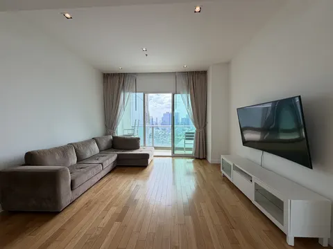 Millennium Residence @ Sukhumvit: Living Room