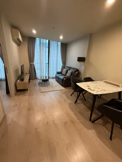 Noble Recole Sukhumvit 19: Living Room