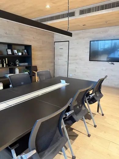 Noble Recole Sukhumvit 19: Working Area