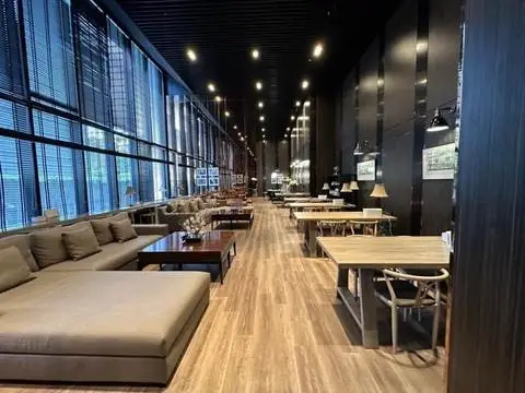 Noble Ploenchit