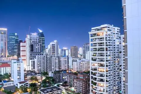Park Origin Phrom Phong: Main Photo