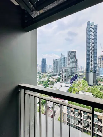 Rhythm Sukhumvit 36