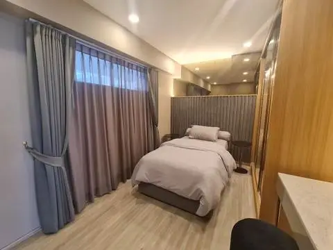 Royal Castle Sukhumvit
