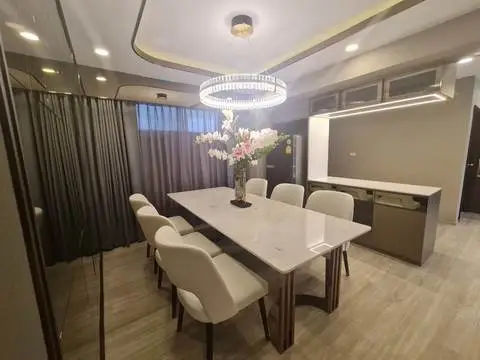 Royal Castle Sukhumvit