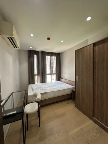 Runesu Thonglor