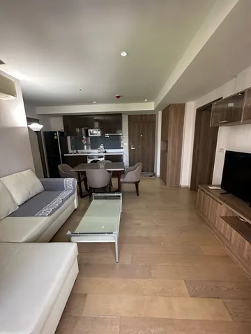 Runesu Thonglor