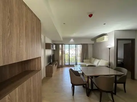 Runesu Thonglor 5: Main Photo
