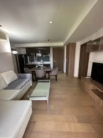 Runesu Thonglor 5