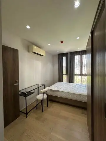 Runesu Thonglor 5