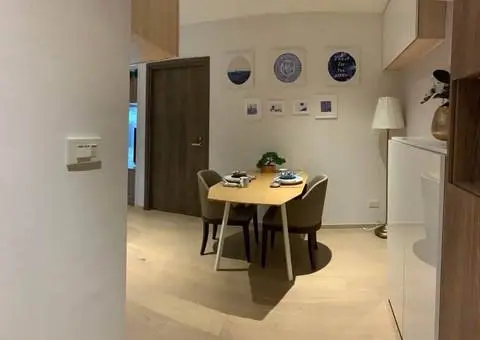 Runesu Thonglor 5