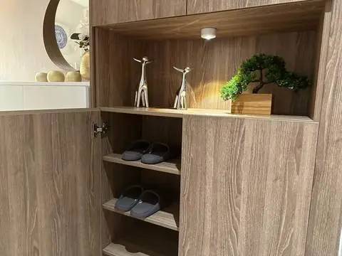 Runesu Thonglor 5
