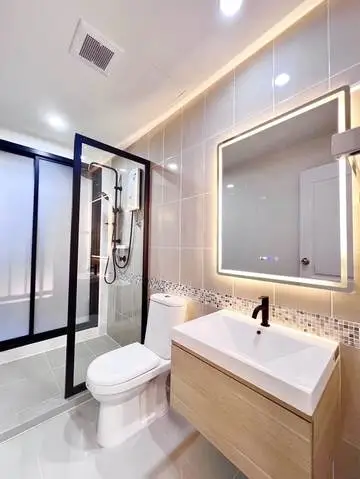 S1 Rama 9 Condominium