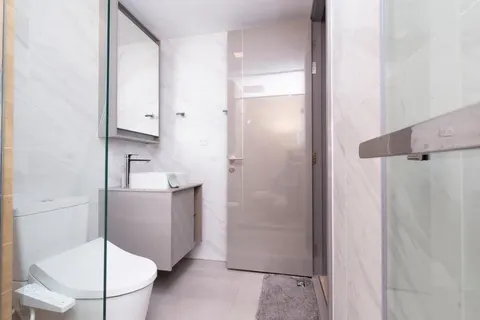 Taka Haus Ekamai 12