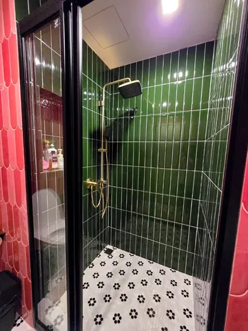 The Base Phetchaburi–Thonglor