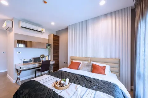 The Crest Sukhumvit 34: Bedroom