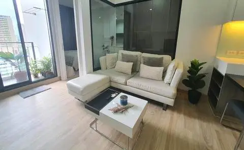 Urbano Absolute Sathorn-Taksin