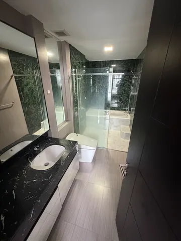 Villa Sikhara: Bathroom