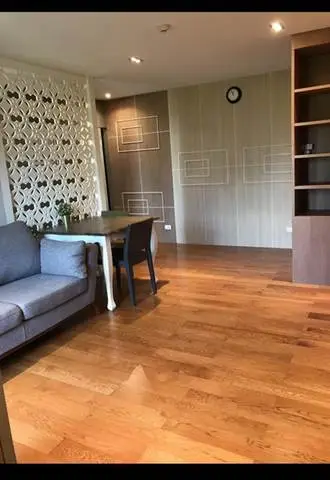 Zenith Place Sukhumvit 42