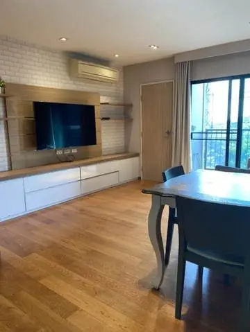 Zenith Place Sukhumvit 42